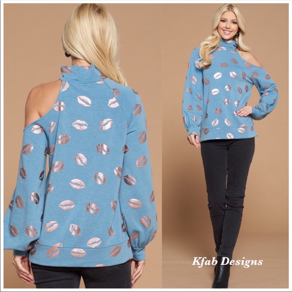 B16💙Gorgeous💙Soft lip-print sweater- WOW! Details!🌟 - Picture 6 of 6
